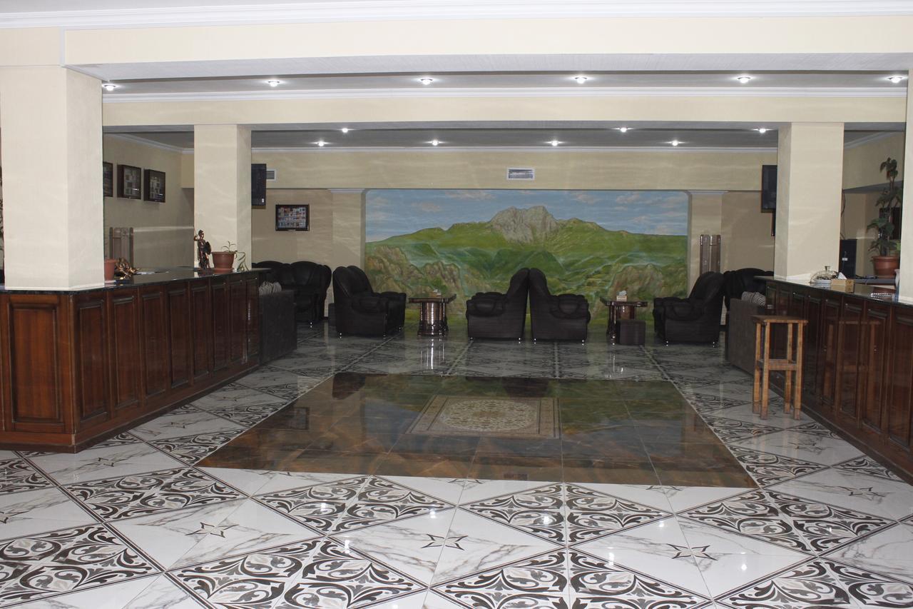 Hotel Fenix Complex Kapan Kültér fotó